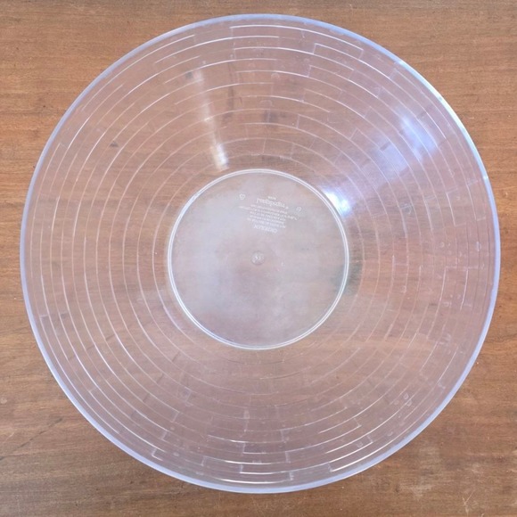 Longaberger Nesting Baskets Set of 2 Round Handwoven 2003 with Lids & Protectors - Picture 10 of 16